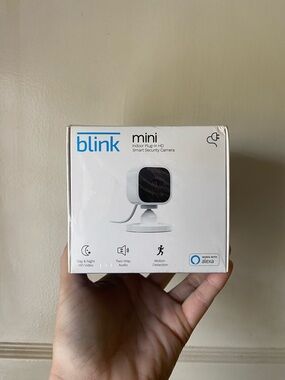 Blink Mini Indoor Plug-In HD Security Camera - White
